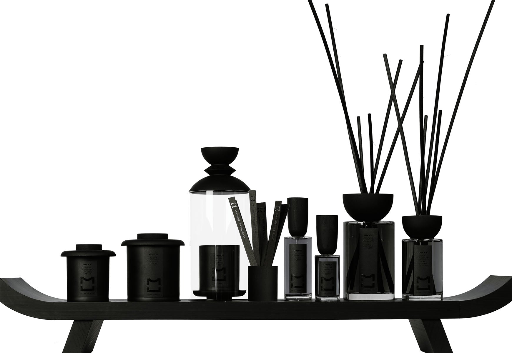 Creating a Luxurious and Sustainable Home Atmosphere with Muriel Ughetto's Home Fragrance Range